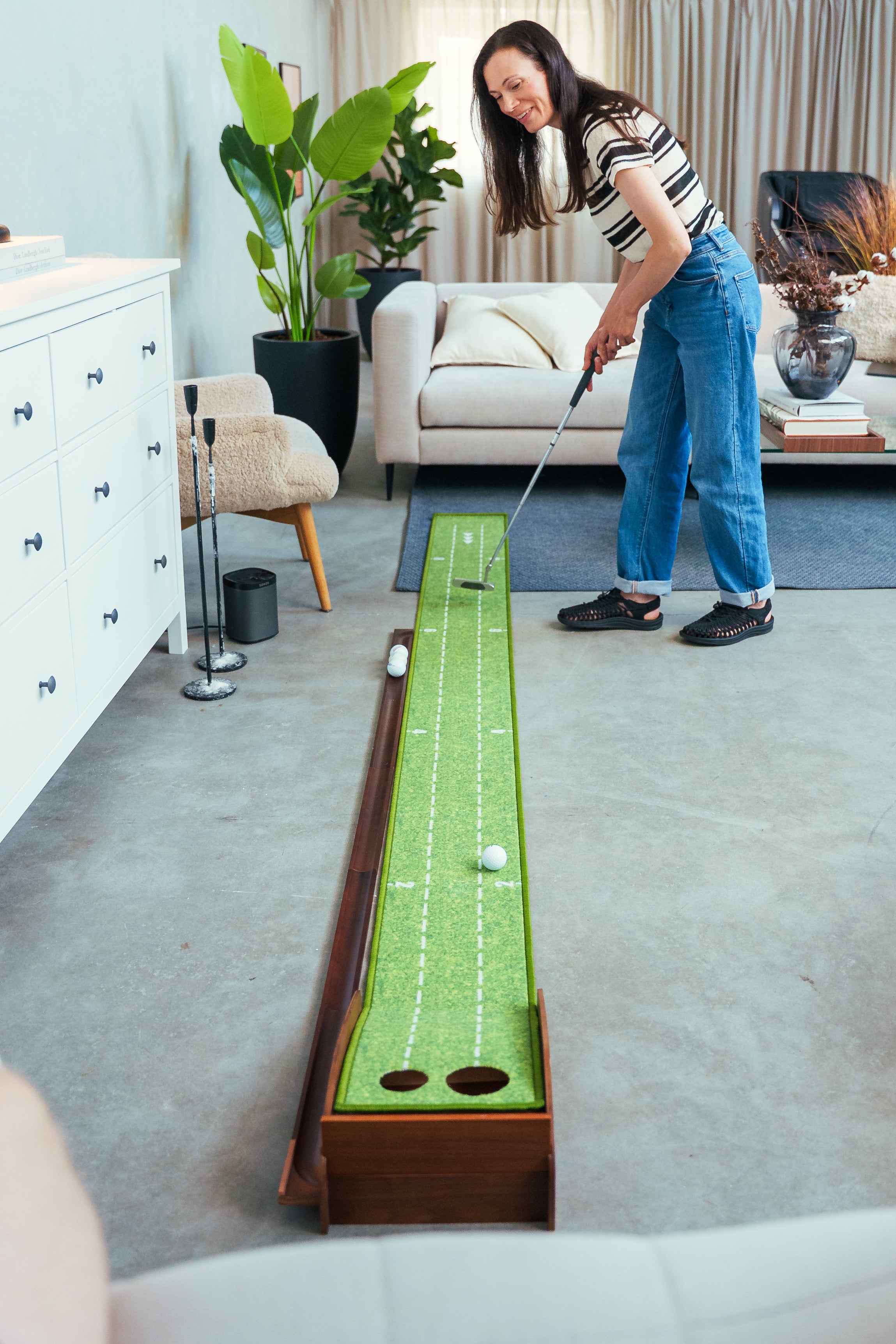 Putting Station™